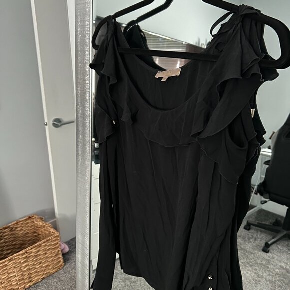 Eureka By Babylon silk off the shoulder blouse - Picture 2 of 3